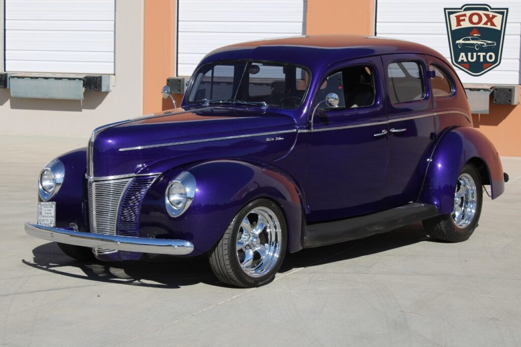 1940 Ford Deluxe