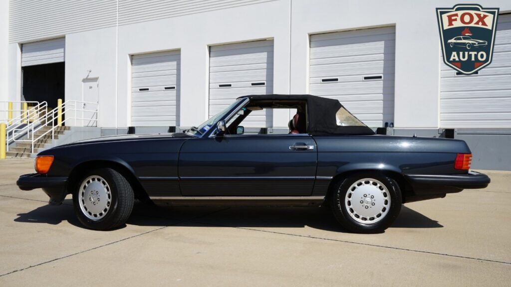 1988 Mercedes-Benz 560SL